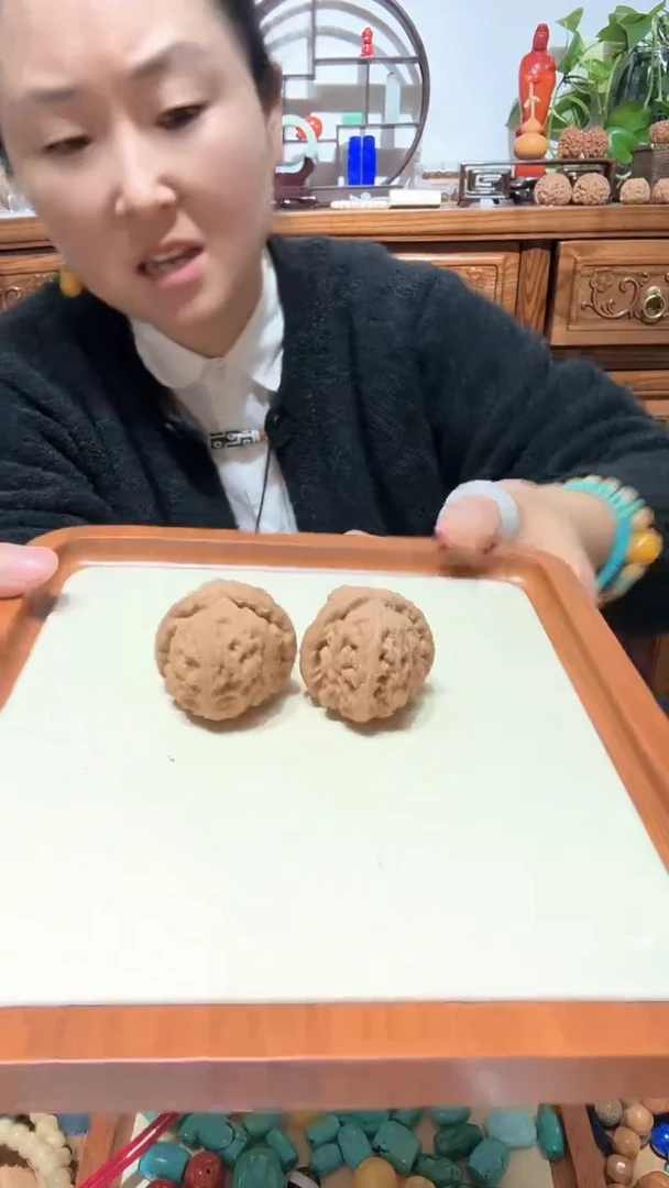 把件文玩核桃精品白狮子