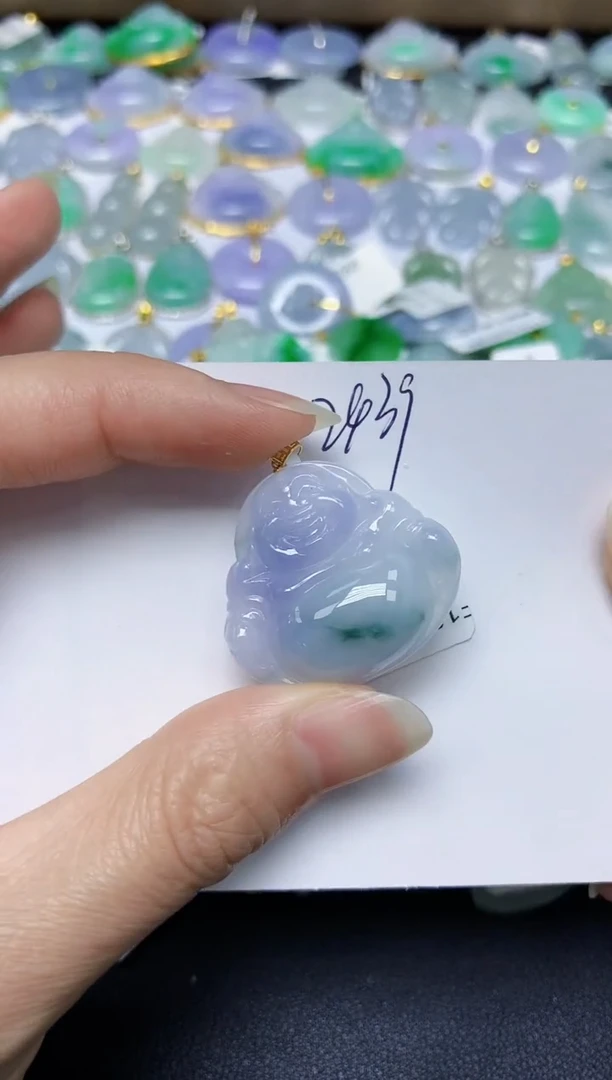 翡翠18K金镶嵌颈饰 天然缅甸翡翠A货