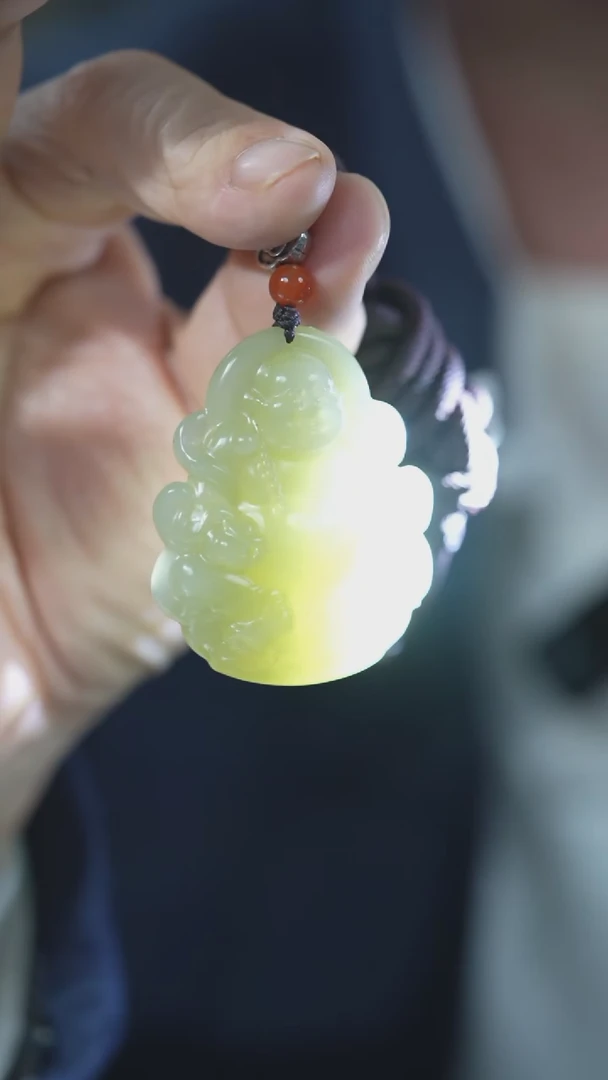 颈饰未镶嵌和田玉佛公