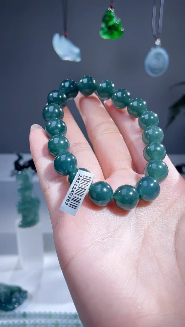 【闪购商品】翡翠颈饰未镶嵌天然A货翡翠手串