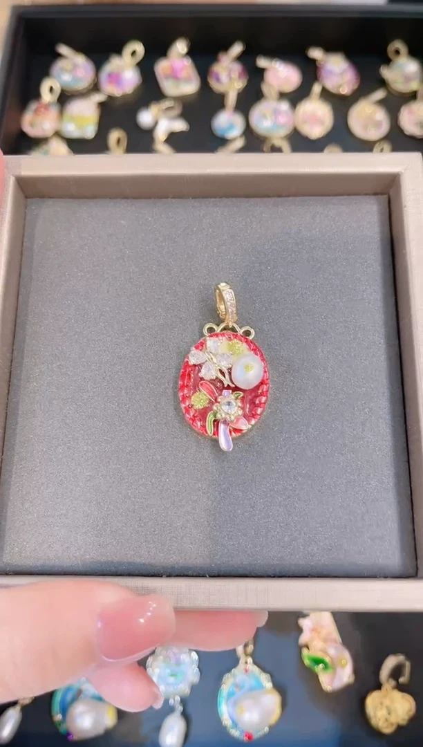 【闪购商品】淡水珍珠颈饰合金吊坠