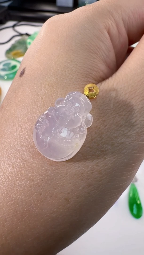 颈饰18K金镶嵌翡翠缅甸A货翡翠