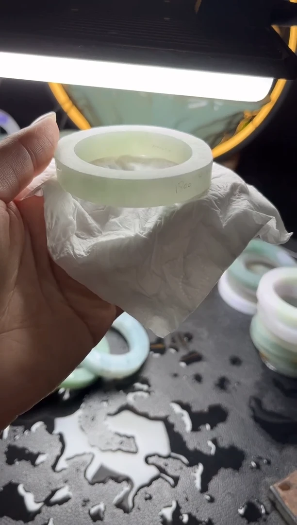 未镶嵌贵妃定制翡翠贵妃