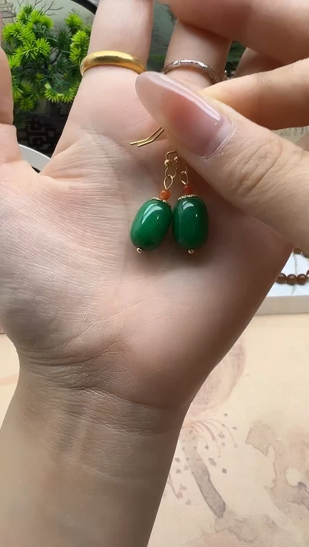 未镶嵌翡翠耳饰55