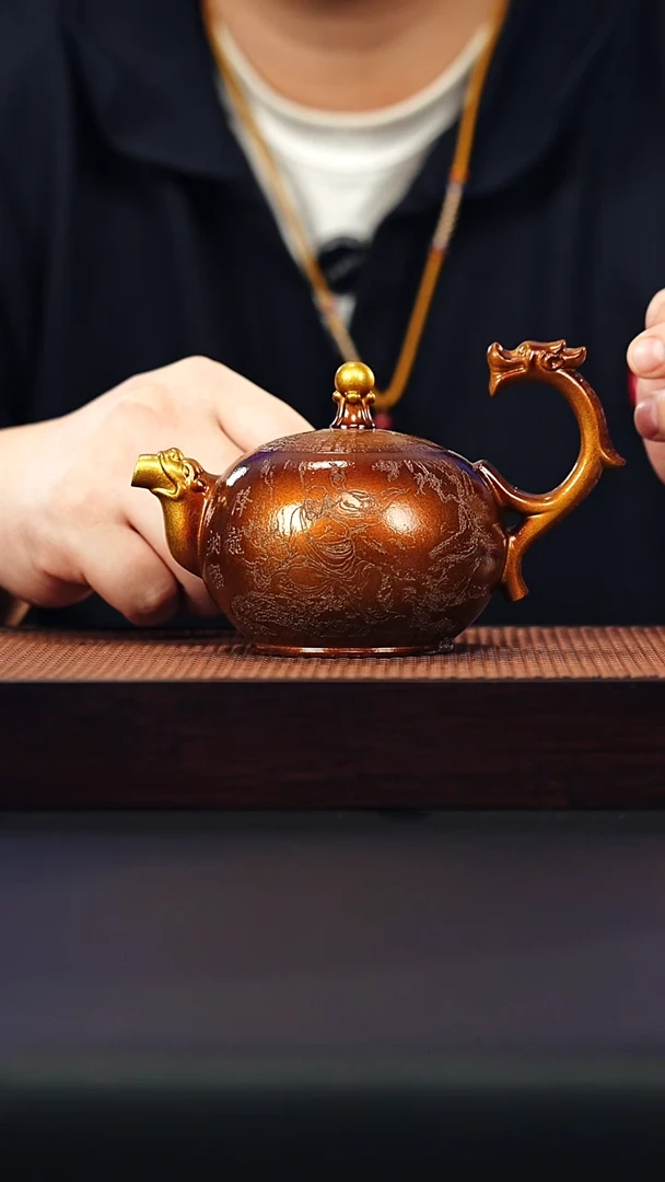 茶壶紫砂宜兴紫砂 飞龙提梁