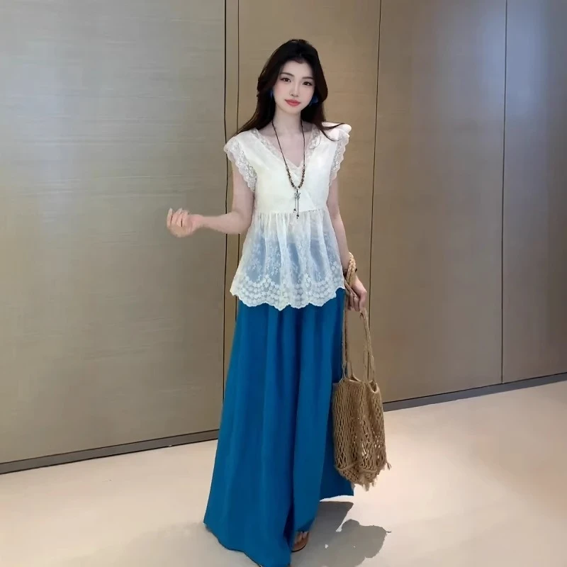 夏季日系少女感蕾丝刺绣上衣设计感独特克莱因蓝休闲阔腿裤两件套