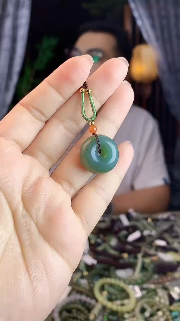 和田玉未镶嵌挂件多样性发货拍一发一