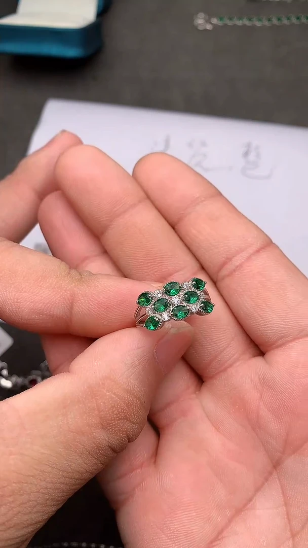 【闪购商品】祖母绿戒指银S925镶嵌...........