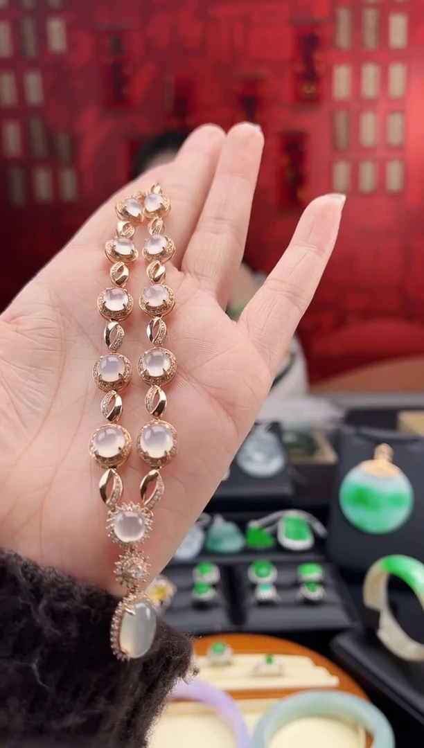 【闪购商品】翡翠颈饰18K金镶嵌项链