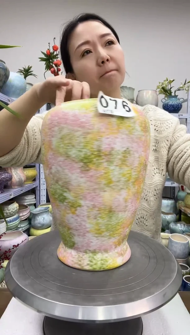 【1.3】花盆尺寸 高： 27 口：12   无孔