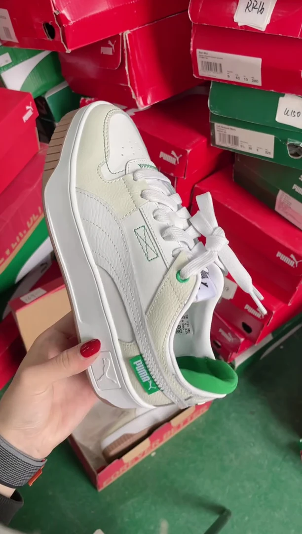 彪马时尚休闲运动鞋36M  CC26