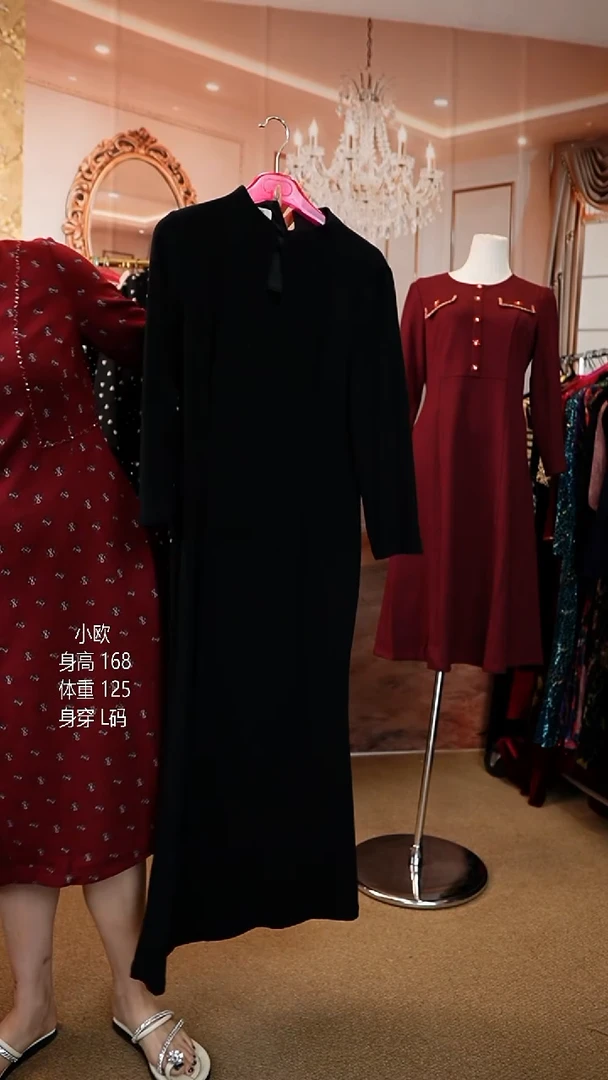 挂脖款125斤以内能穿  35