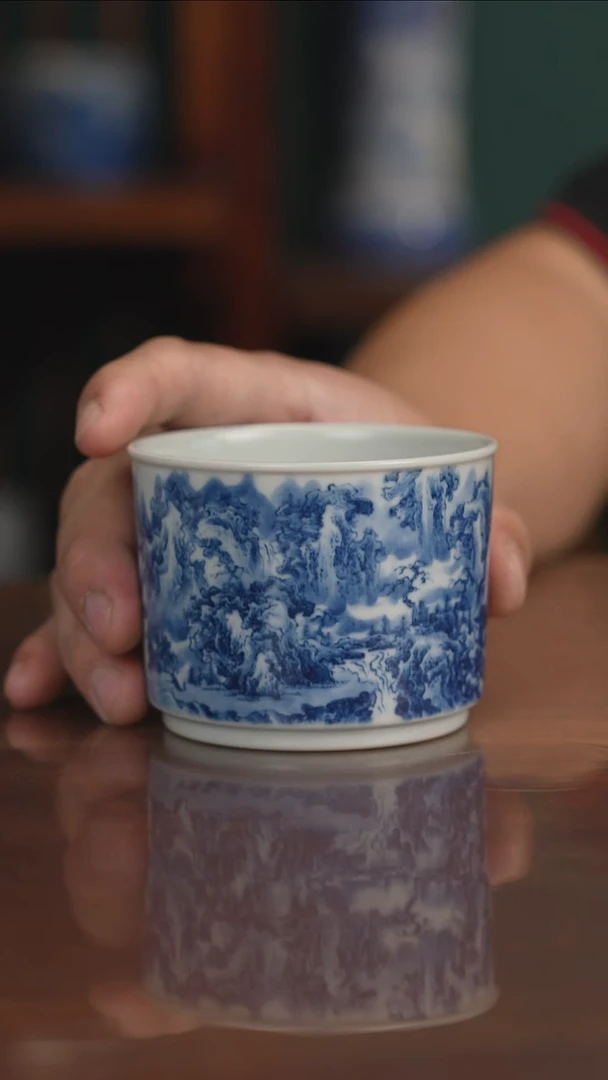 景琳藏青花匡炉图
