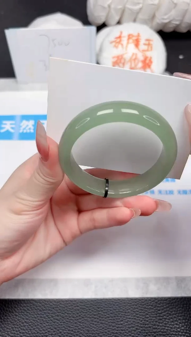 石英质玉手镯未镶嵌121-54