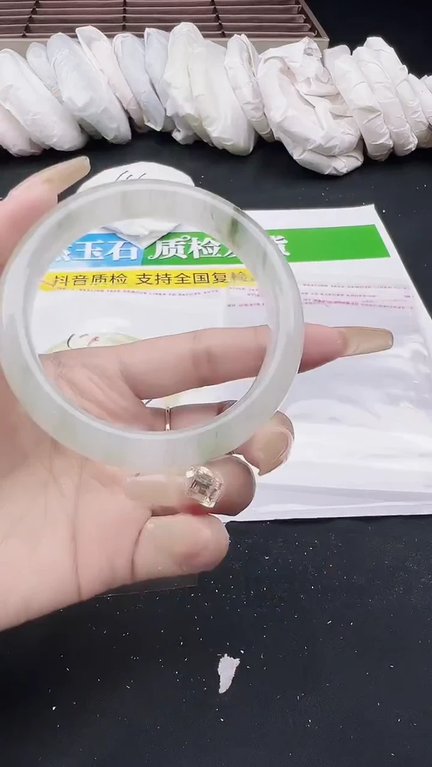 未镶嵌手镯石英质玉圈口  60 -62