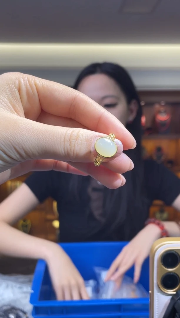 未镶嵌戒指和田玉（多样性发一件）