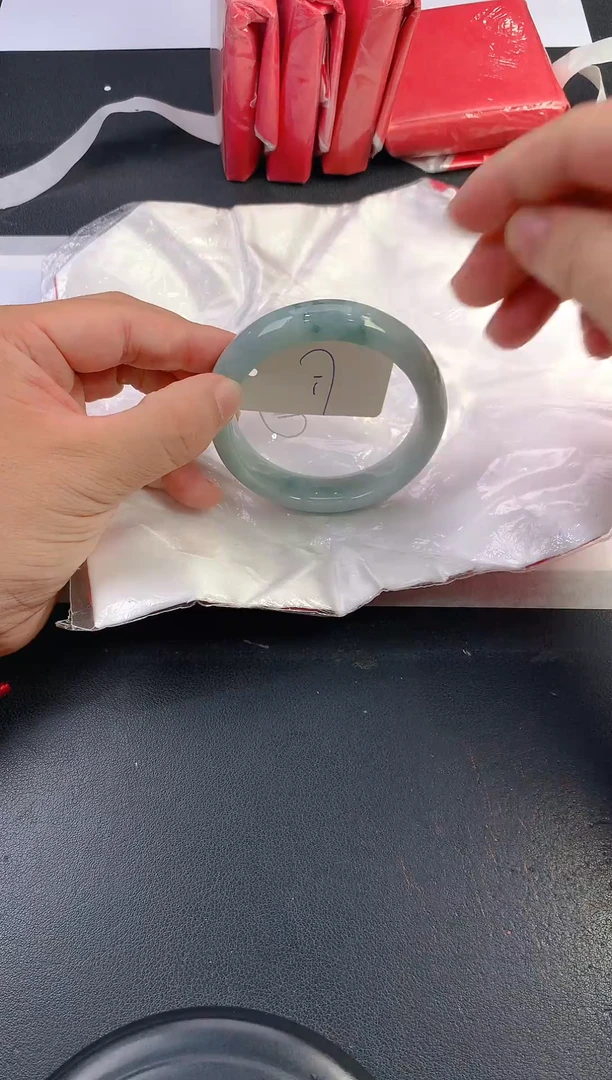 未镶嵌手镯翡翠88