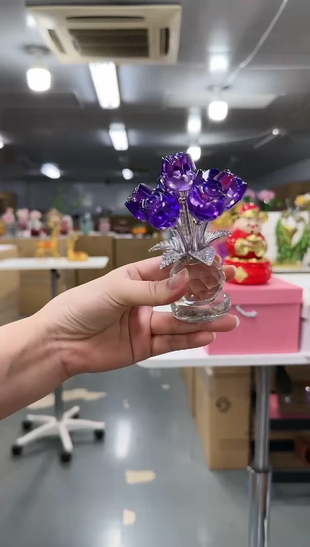 藤金沃水晶琉璃摆设   玫瑰
