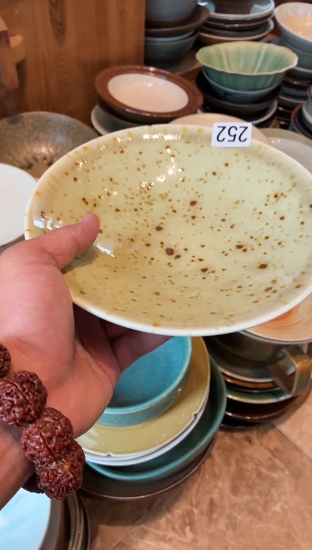 瓷千*252 枣花斗盘1个