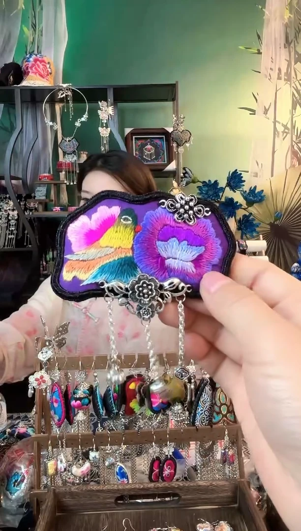 织绣彩云南阁非遗老绣567