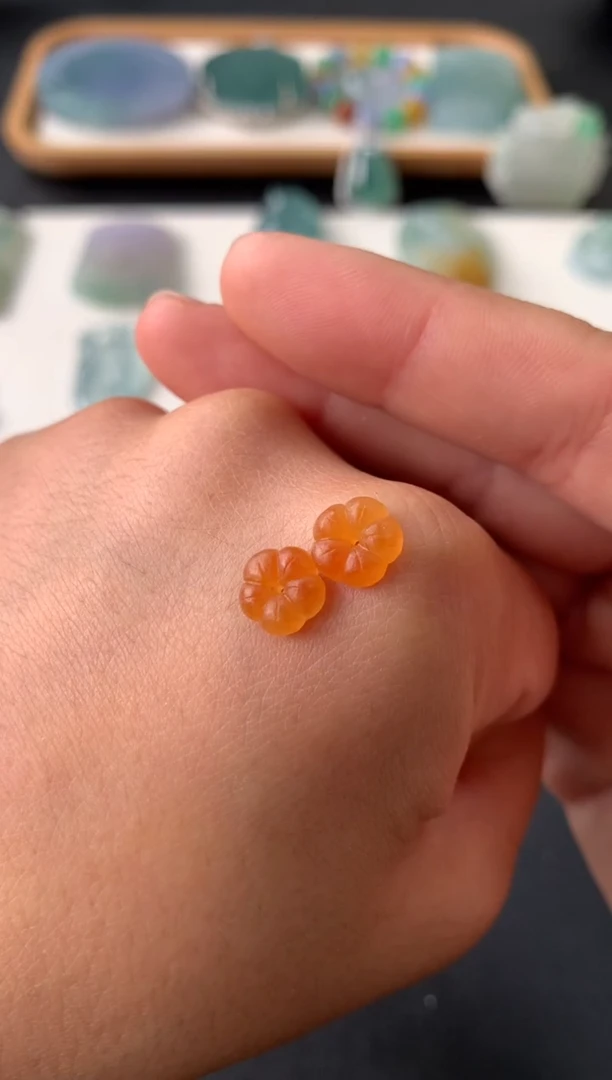 未镶嵌定制翡翠翡翠