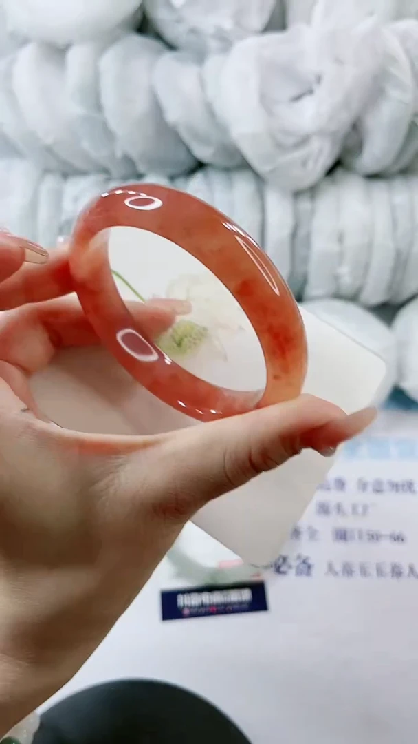 【闪购商品】石英质玉手镯未镶嵌0833735621-多样性发货