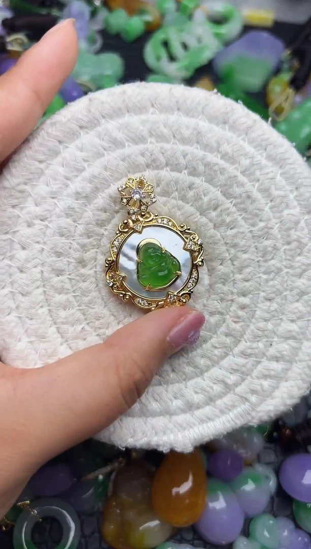 颈饰未镶嵌翡翠缅甸翡翠吊坠