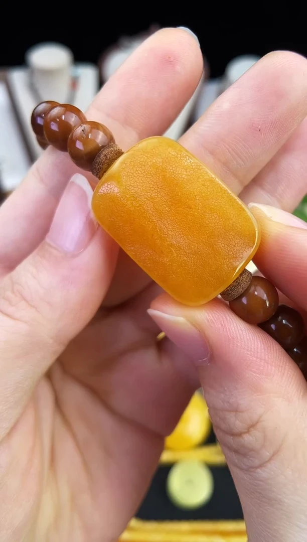 琥珀未镶嵌珠宝奇石柒月