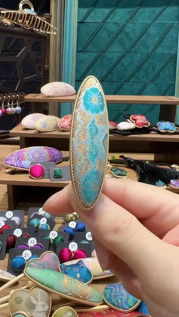 【闪购商品】【孤品车2.16】蓝色织锦大柳叶鸭嘴夹