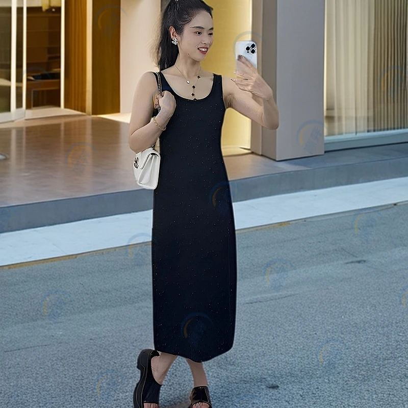 小众炸街高级感女装2025年新款气质休闲显瘦打底背心裙内搭吊带裙