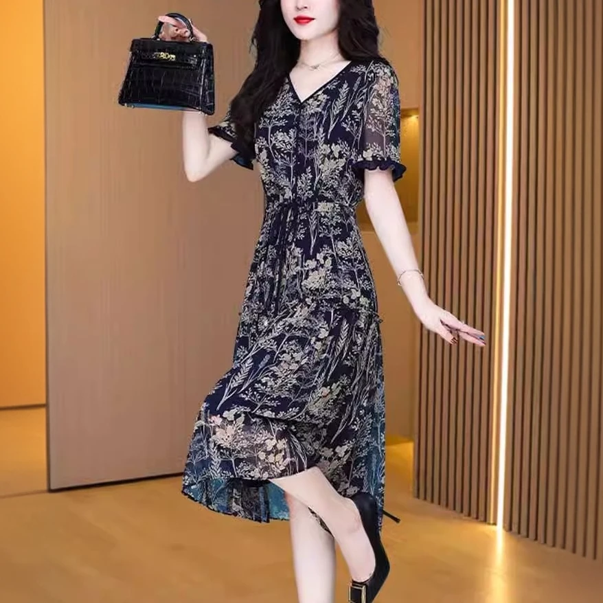 2025夏装新款大码女装V领时尚洋气气质遮肉印花a字短袖雪纺连衣裙