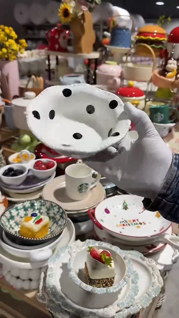 陶瓷波点异形碗微瑕 凑满20元包邮