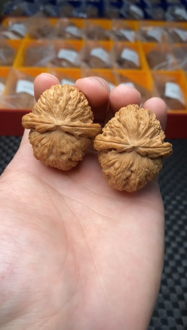 把件文玩核桃全品球白38尺