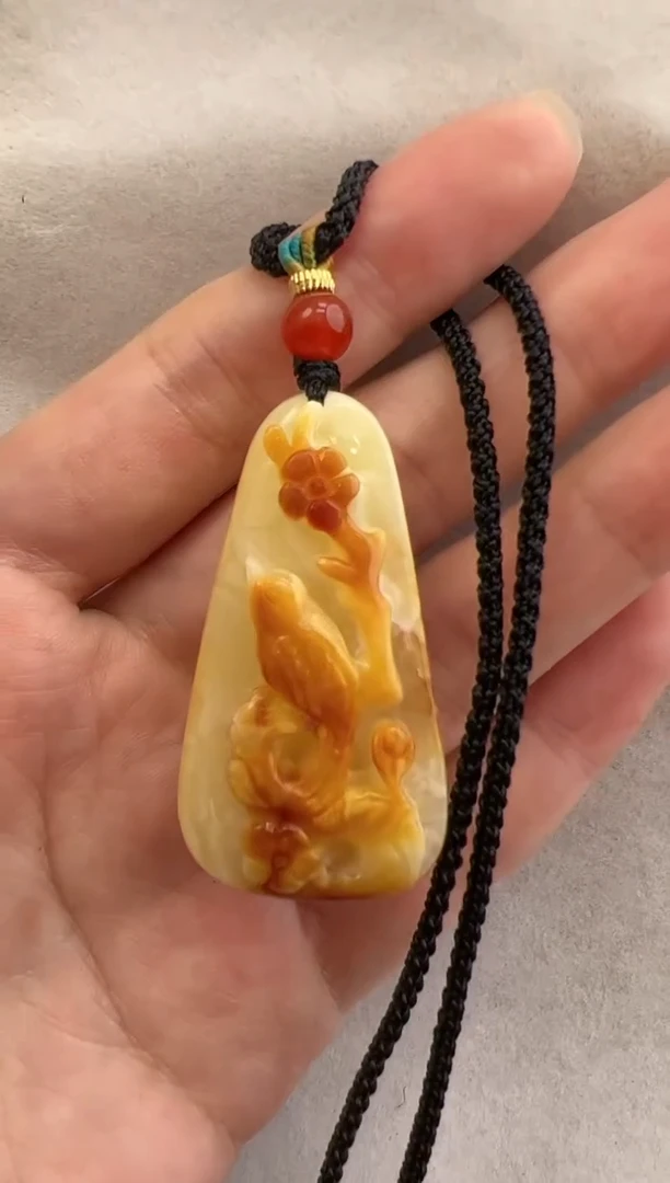 【闪购商品】琥珀裸石未镶嵌10118129-吊坠