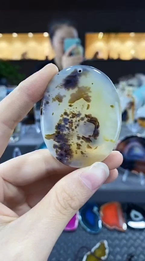 未镶嵌颈饰玛瑙/玉髓阿*玛瑙