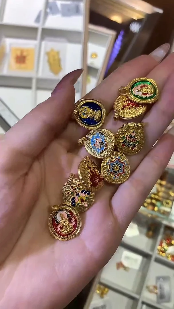 【闪购商品】18K金吊坠(不含链)八大守护神多样性发一