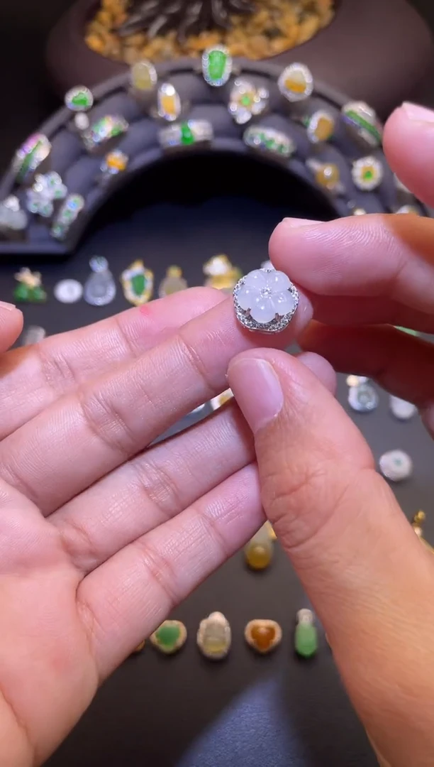 吊坠(不含链)银S925镶嵌翡翠1