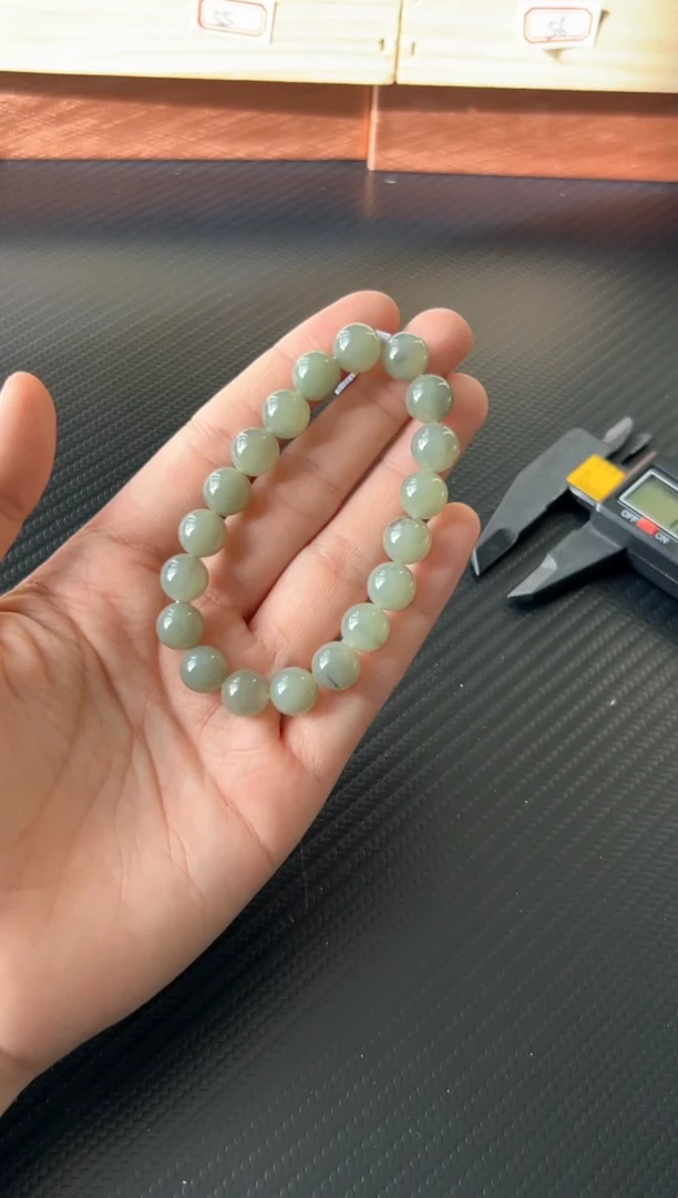 未镶嵌手串和田玉若羌微色差卡10M