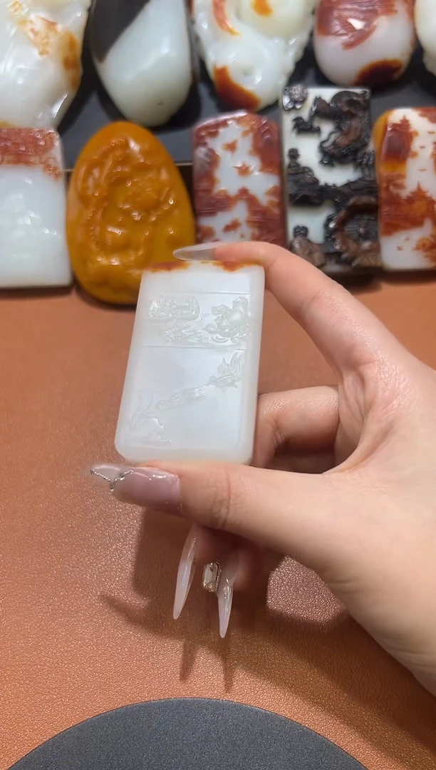 未镶嵌和田玉把件点***得和田玉