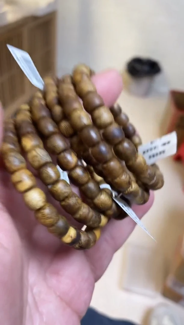 【闪购商品】沉香手串莺歌绿老型单圈0.7多样性发其一