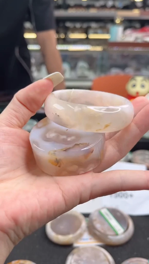 石英质玉手镯未镶嵌55圈口（赠品镯心）1570025