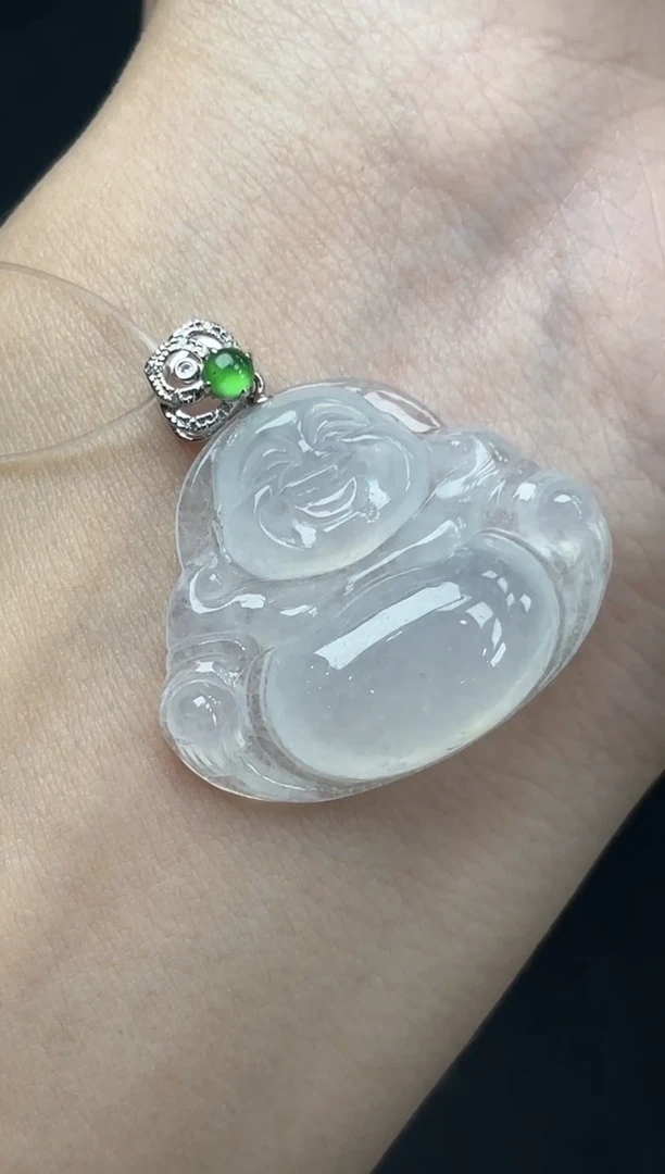 颈饰18K金镶嵌翡翠佛公