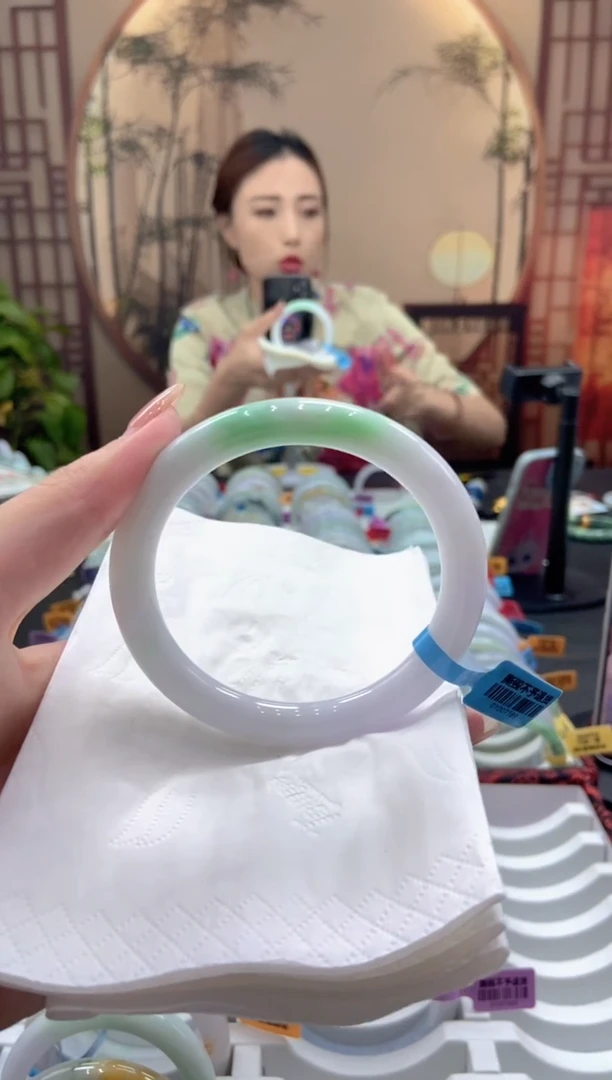 翡翠手镯未镶嵌000027053