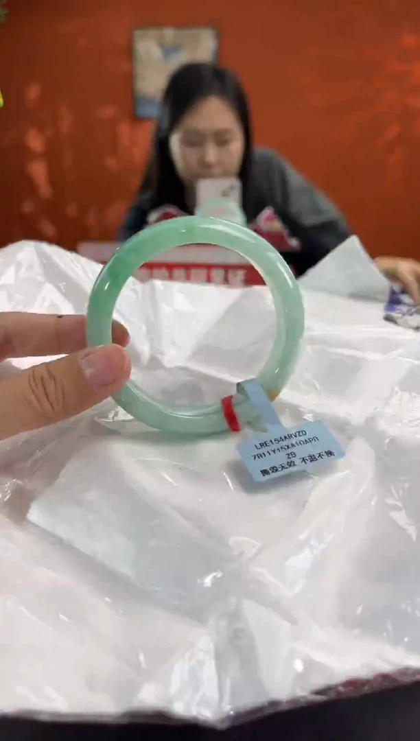 未镶嵌手镯翡翠1  54