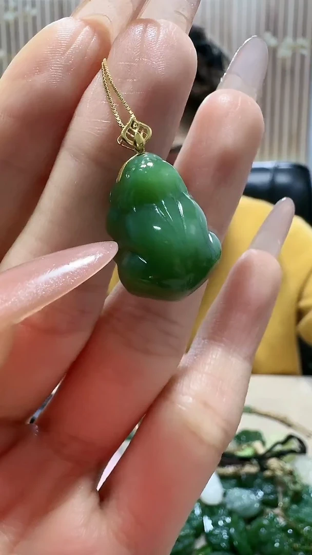 吊坠(不含链)18K金镶嵌和田玉1