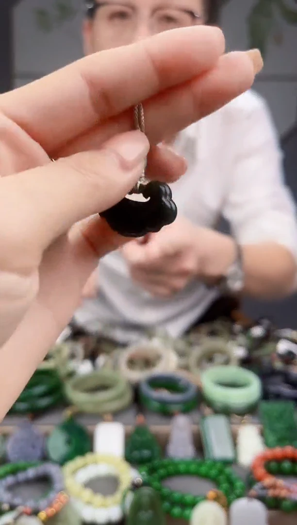 颈饰未镶嵌和田玉多样性发货拍一发一