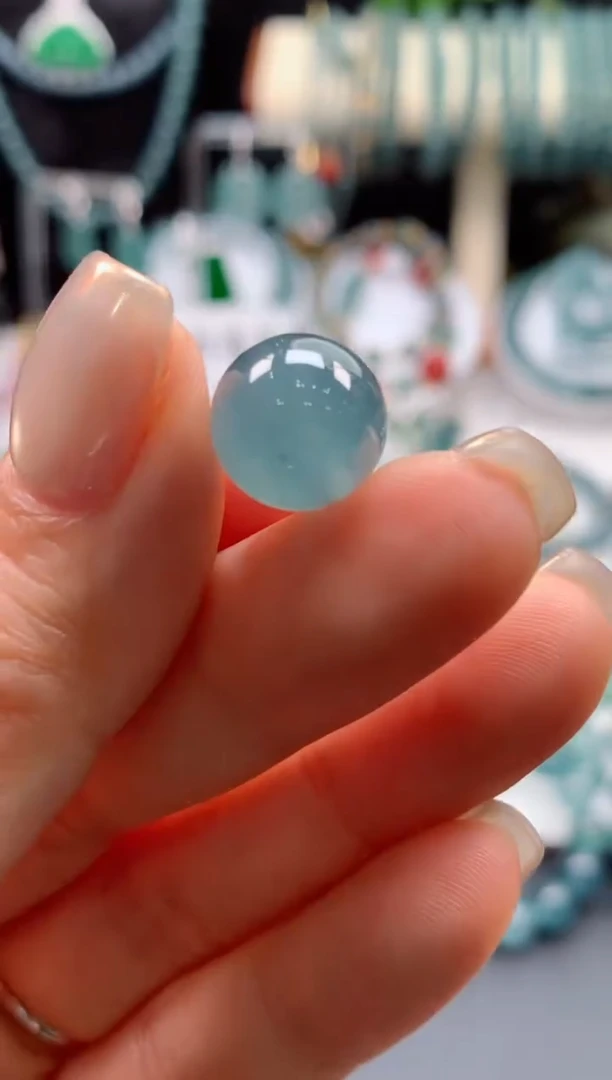 【闪购商品】翡翠颈饰未镶嵌0884240303