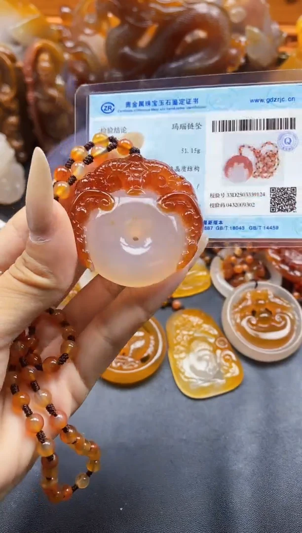玛瑙/玉髓挂件未镶嵌莎****店ll