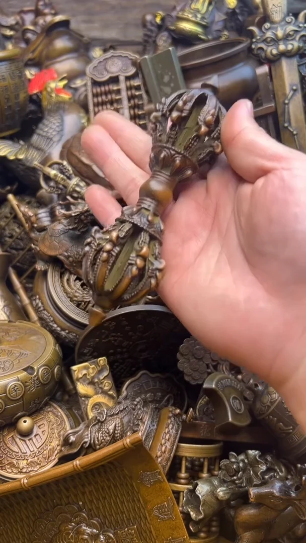 精美铜器，点击下单