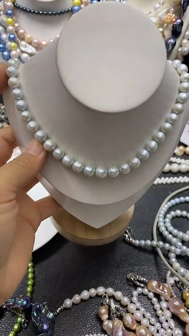 颈饰未镶嵌淡水珍珠多人